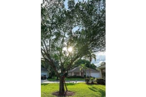 575 SE 18th Ln, Homestead, FL 33033, Sold 06/11/24