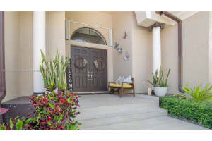 7954 SW 194th St, Cutler Bay, FL 33157, Sold 04/01/24