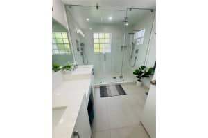 637 NW 159th Ave, Pembroke Pines, FL 33028, Sold 04/25/24