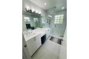 637 NW 159th Ave, Pembroke Pines, FL 33028, Sold 04/25/24