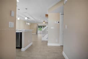 20803 NW 1st St #1, Pembroke Pines, FL 33029, Sold 07/19/24