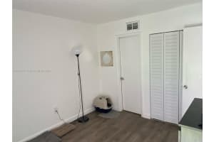 4725 NW 7th St Apt 107-3, Miami, FL 33126, Sold 05/02/24