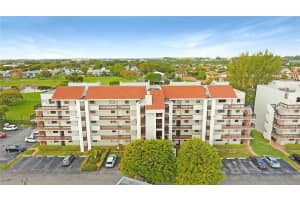 10317 NW 9th St Cir Apt 107-9, Miami, FL 33172, Sold 11/19/24