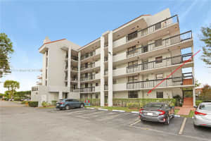 10317 NW 9th St Cir Apt 107-9, Miami, FL 33172, Sold 11/19/24