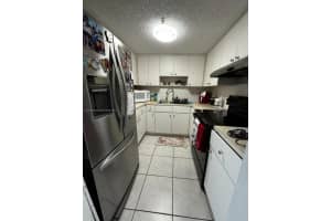 2829 Indian Creek Dr APT 909, Miami Beach, FL 33140, Sold 04/30/24