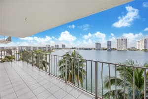 18151 NE 31st Ct APT 516, Aventura, FL 33160, Sold 08/01/24
