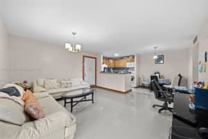 921 NE 199th St APT 108, Miami, FL 33179, Sold 05/06/24