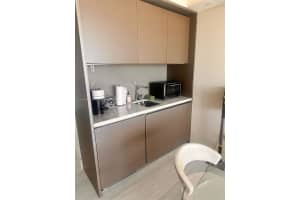 18975 Collins Ave, Sunny Isles Beach, FL 33160, Sold 01/10/25