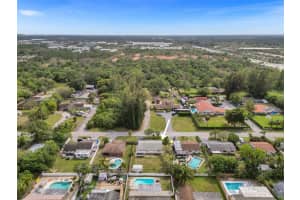 5501 NW 76th Pl, Pompano Beach, FL 33073, Sold 04/23/24