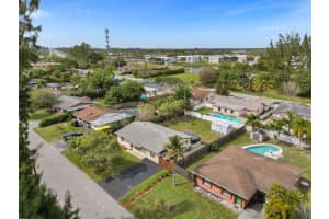 5501 NW 76th Pl, Pompano Beach, FL 33073, Sold 04/23/24