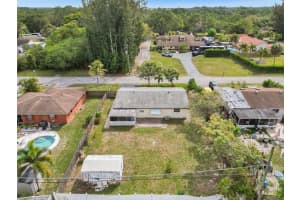 5501 NW 76th Pl, Pompano Beach, FL 33073, Sold 04/23/24