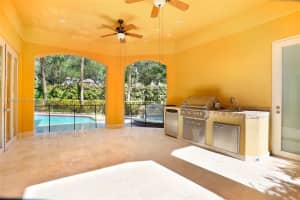 5760 La Luneta Ave, Miami, FL 33155, Sold 07/03/25