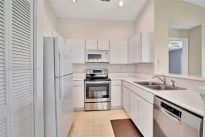 10208 SW 20th Ct, Miramar, FL 33025, Sold 04/29/24