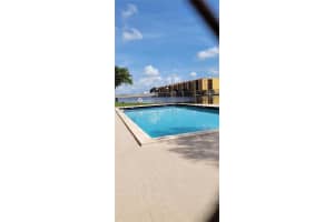 4801 NW 7th St Apt 804-16, Miami, FL 33126, Sold 05/01/24