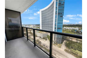 600 NE 36th St APT 2014, Miami, FL 33137, Sold 04/22/24
