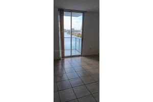 5085 NW 7th St APT 1003, Miami, FL 33126, Sold 05/31/24