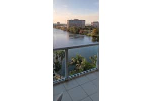 5085 NW 7th St APT 1003, Miami, FL 33126, Sold 05/31/24