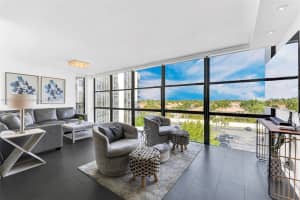 1000 Parkview Dr APT 615, Hallandale Beach, FL 33009, Sold 08/09/24