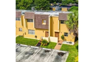 5742 Blueberry Ct #45, Lauderhill, FL 33313, Sold 10/07/24