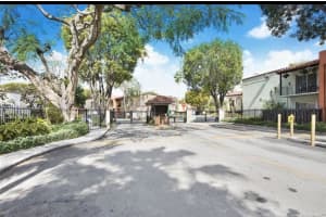 10824 N Kendall Dr s28, Miami, FL 33176, Sold 05/10/24