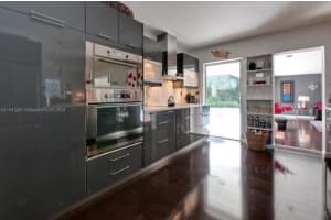 12655 SW 71st Ave, Miami, FL 33156, Sold 09/16/24