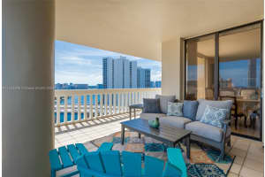 19355 Turnberry Way #14j, Miami, FL 33180, Sold 07/31/24