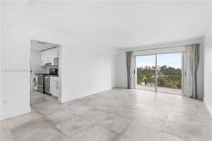 1300 Alton Rd #9a, Miami Beach, FL 33139, Sold 06/10/24