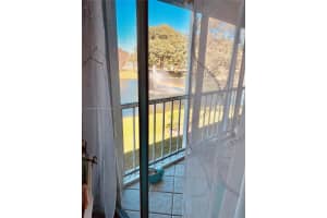 2709 Nassau Bnd G2, Coconut Creek