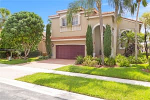 1656 SW 157th Ave, Pembroke Pines, FL 33027, Sold 07/19/24