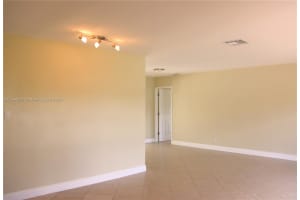 10875 NW 37th Ct, Coral Springs, FL 33065, Sold 04/30/24
