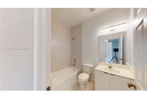 372 NE 26th Pl UNIT 205, Homestead, FL 33033, Sold 12/09/24