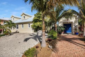 127 Marina Ave, Key Largo, FL 33037, Sold 06/10/24