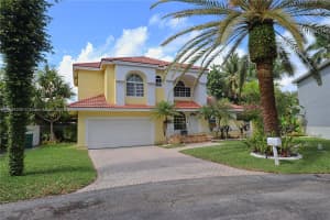 2701 Regalia Pl, Hollywood, FL 33026, Sold 04/16/24