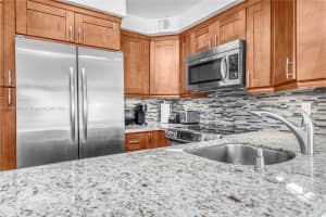 345 Ocean Dr APT 411, Miami Beach, FL 33139, - MLS#A11544460