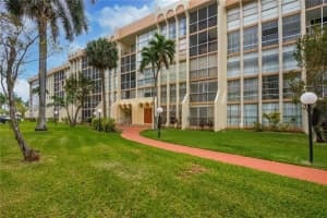 851 Three Islands Boulevard APT 114, Hallandale Beach, FL 33009, Sold 06/04/24