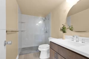 1020 Meridian Ave APT 505, Miami Beach, FL 33139, Sold 05/28/24
