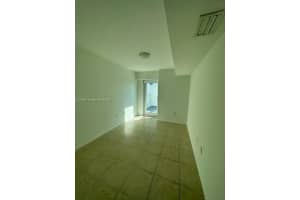 7600 Collins Ave APT 1006, Miami Beach, FL 33141, Sold 08/23/24
