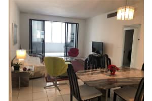 5005 Collins Ave APT 1523, Miami Beach, FL 33140, Sold 10/11/24