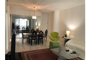 5005 Collins Ave APT 1523, Miami Beach, FL 33140, Sold 10/11/24