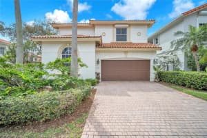 1060 Waterside Ln, Hollywood, FL 33019, Sold 04/16/24