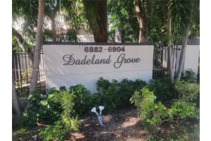 6900 N Kendall Dr APT A303, Pinecrest, FL 33156, Sold 04/30/24