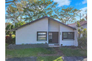 3926 S Arelia Dr S 3926, Delray Beach