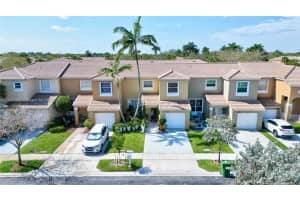 1370 NW 154th Ave #1370, Pembroke Pines, FL 33028, Sold 05/01/24