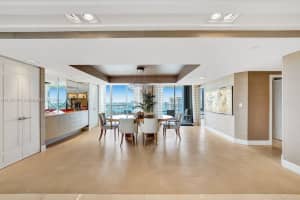 2800 Island Blvd APT 2901, Aventura, FL 33160, Sold 11/12/24
