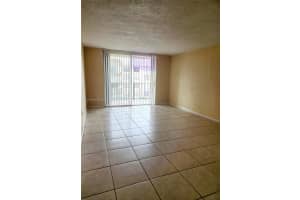 9360 Fontainebleau Blvd s503, Miami, FL 33172, Sold 04/11/24