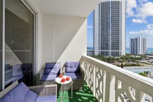 1825 S Ocean Dr PH 11, Hallandale Beach, FL 33009, Sold 04/23/24