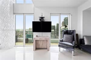 60 SW 13th St Apt 4013, Miami, FL 33130, Sold 07/10/24