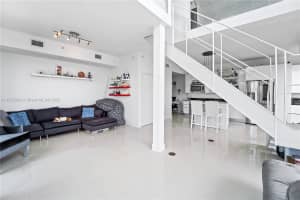 60 SW 13th St Apt 4013, Miami, FL 33130, Sold 07/10/24