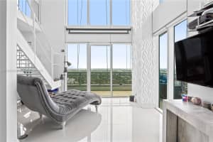 60 SW 13th St Apt 4013, Miami, FL 33130, Sold 07/10/24