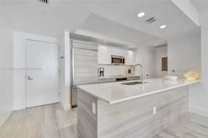 121 NE 34th St #2407, Miami, FL 33137, Sold 06/12/24